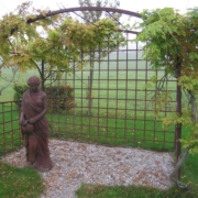 Skulptur Frau Metall Leissigen