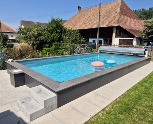 Schwimmbad Einstiegstreppe Schwimmbad Lengnau Einstiegstreppe