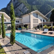 Schwimmbad Unterseen Unikat