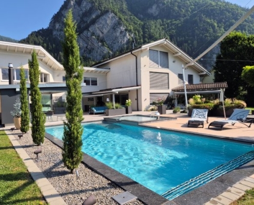 Schwimmbad Unterseen Unikat